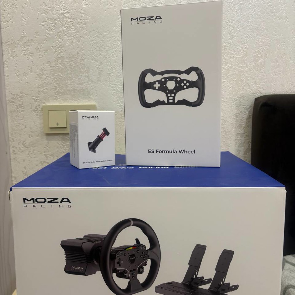 MOZA R5 bundle