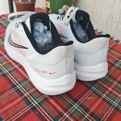 Мужские беговые кроссовки Nike - фото 4
