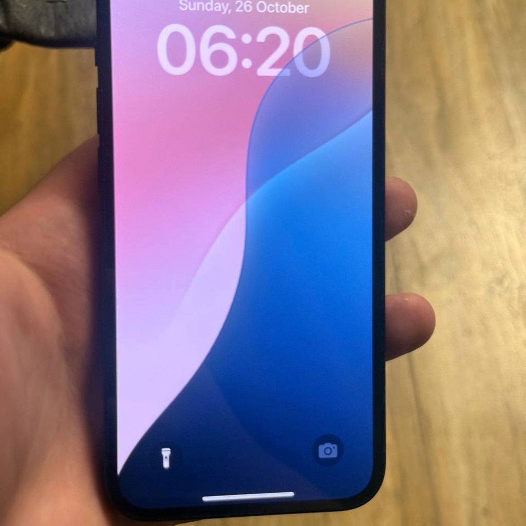 Телефон Iphone 14