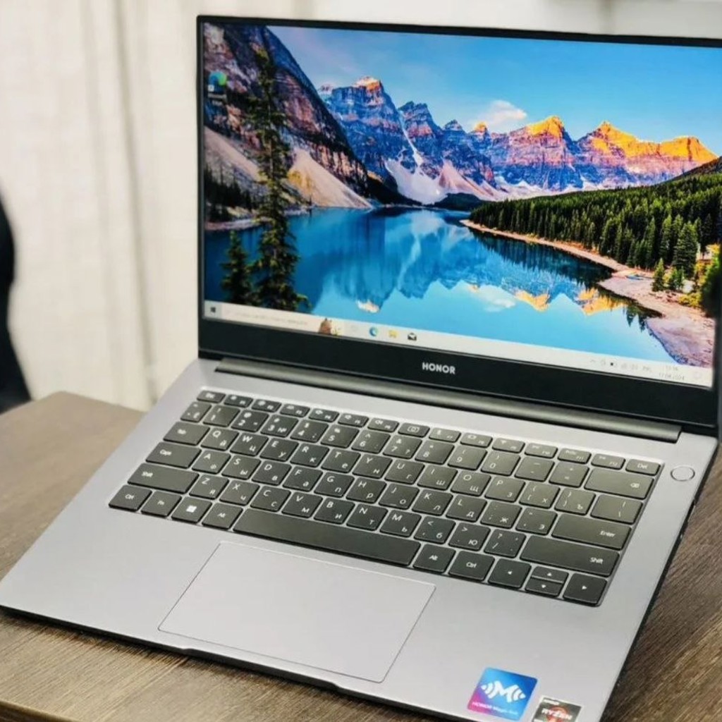 HONOR MagicBook 14