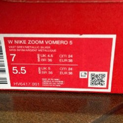 Кроссовки женские Nike Vomero 5 - фото 4