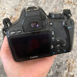 Фотоаппарат Canon EOS 550D - фото 2