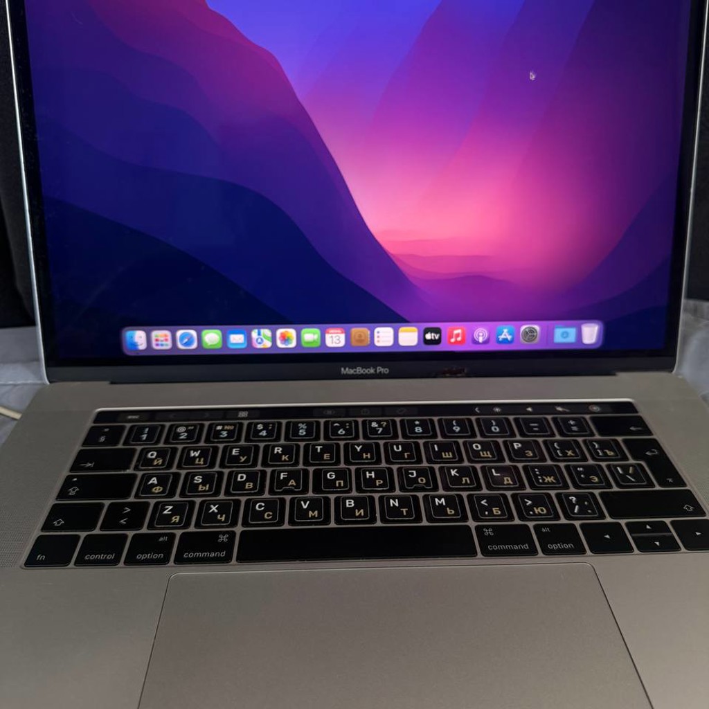 Ноутбук MacBook Pro