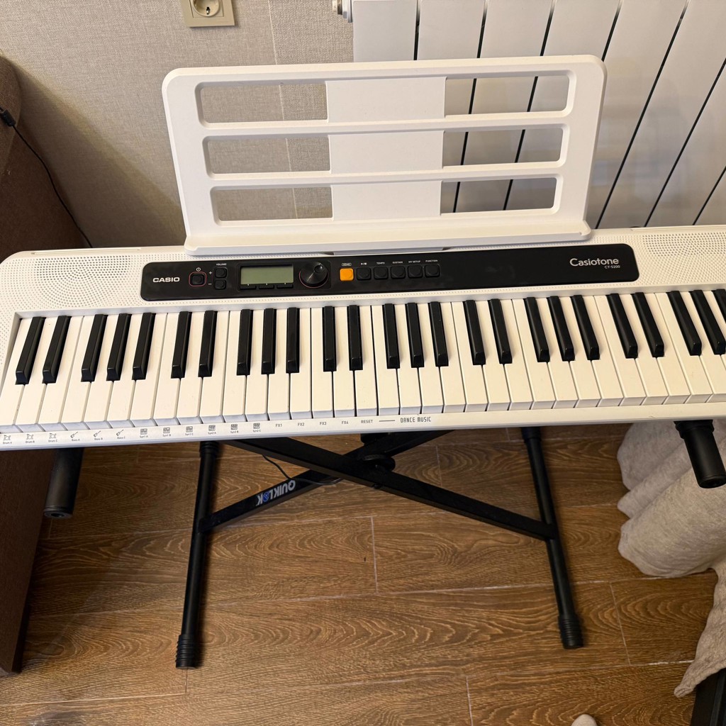 Синтезатор Casio CT-S200