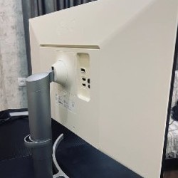 4K-монитор LG 27UL650-W - фото 2