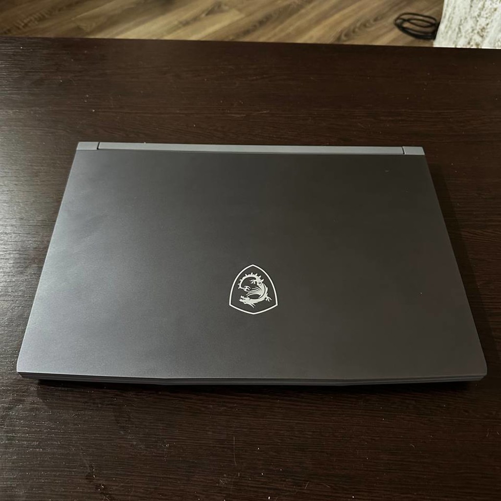 MSI Thin B12UCX