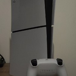 PlayStation 5 Slim - фото 2