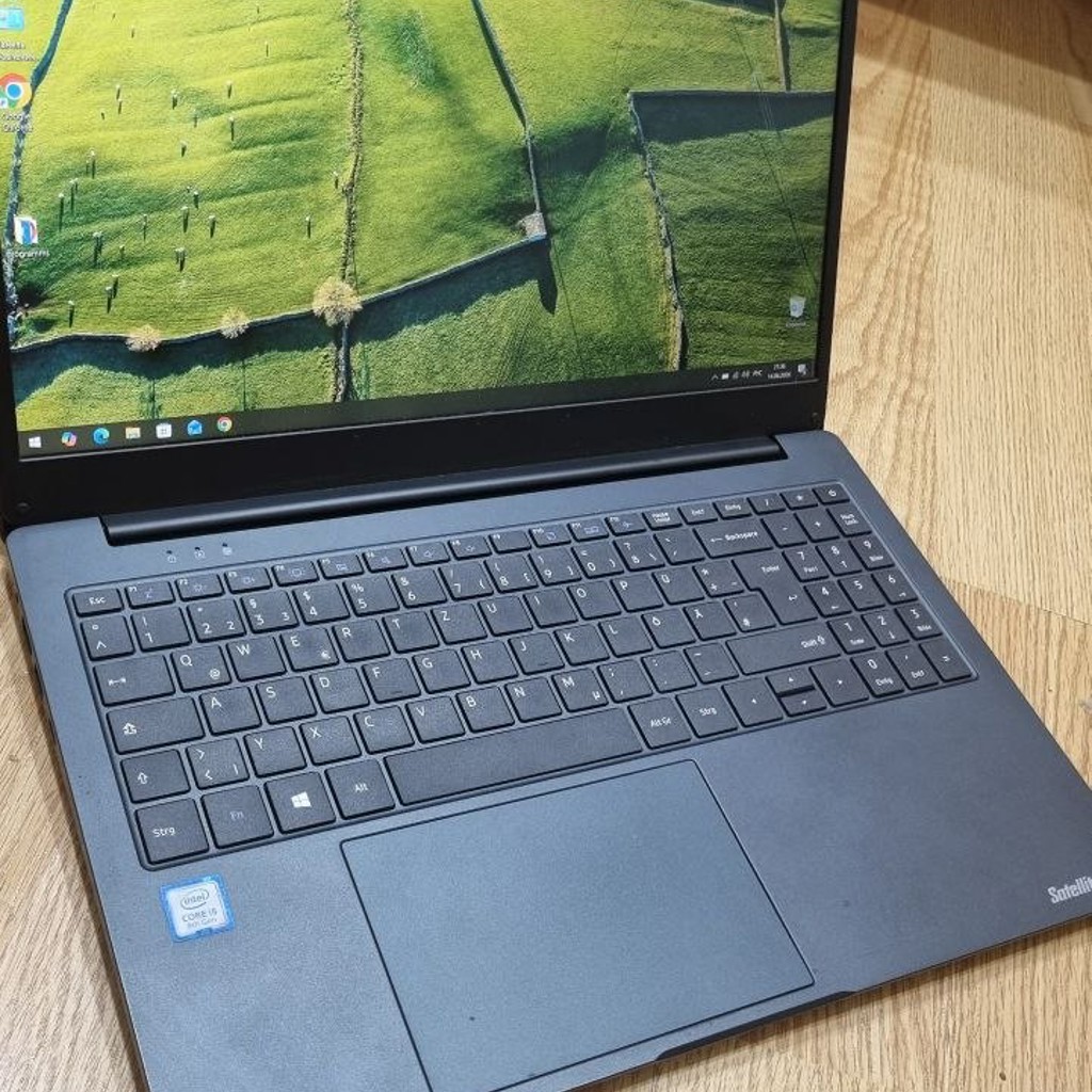 Ноутбук Toshiba Satellite PRO
