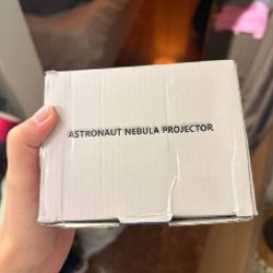 Проектор в виде космонавта - фото 2