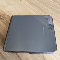 Samsung Galaxy Z Flip 5 - фото 4