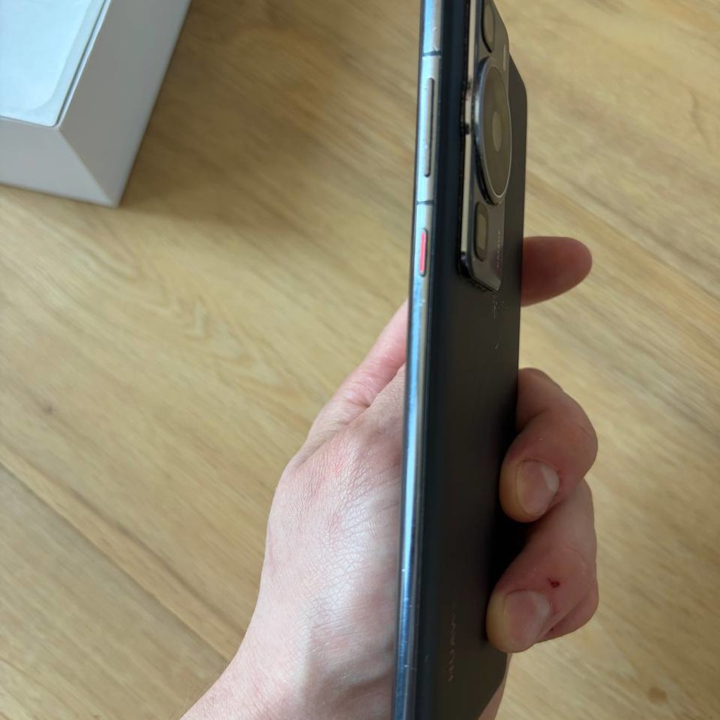 HUAWEI P60