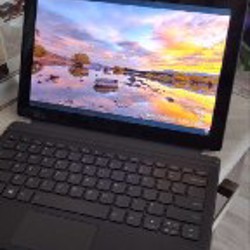 Lenovo Miix 520-12IKB - фото 2