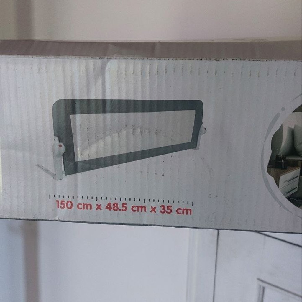 Бортик на кровать