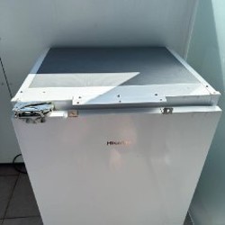 Мини-встраиваемый холодильник Hisense RS-15DRQ - фото 2