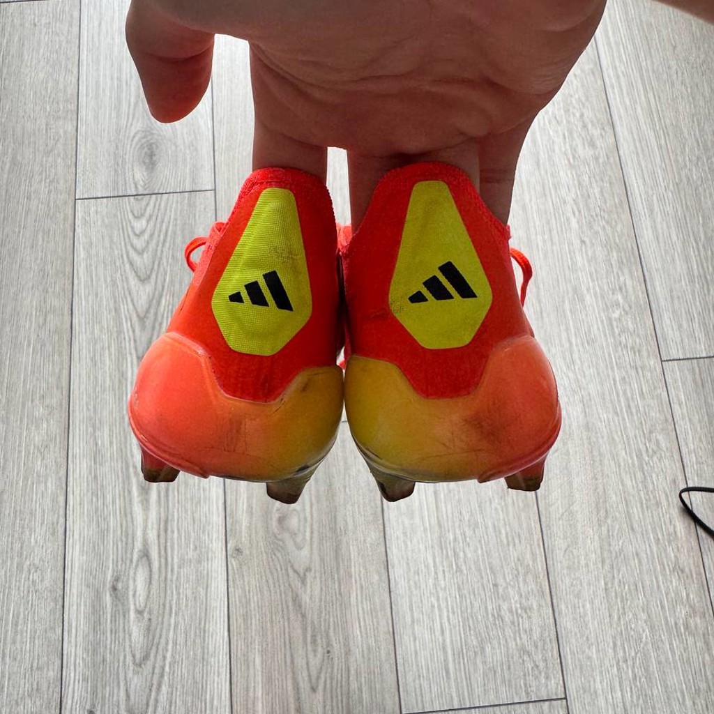 Бутсы adidas predator