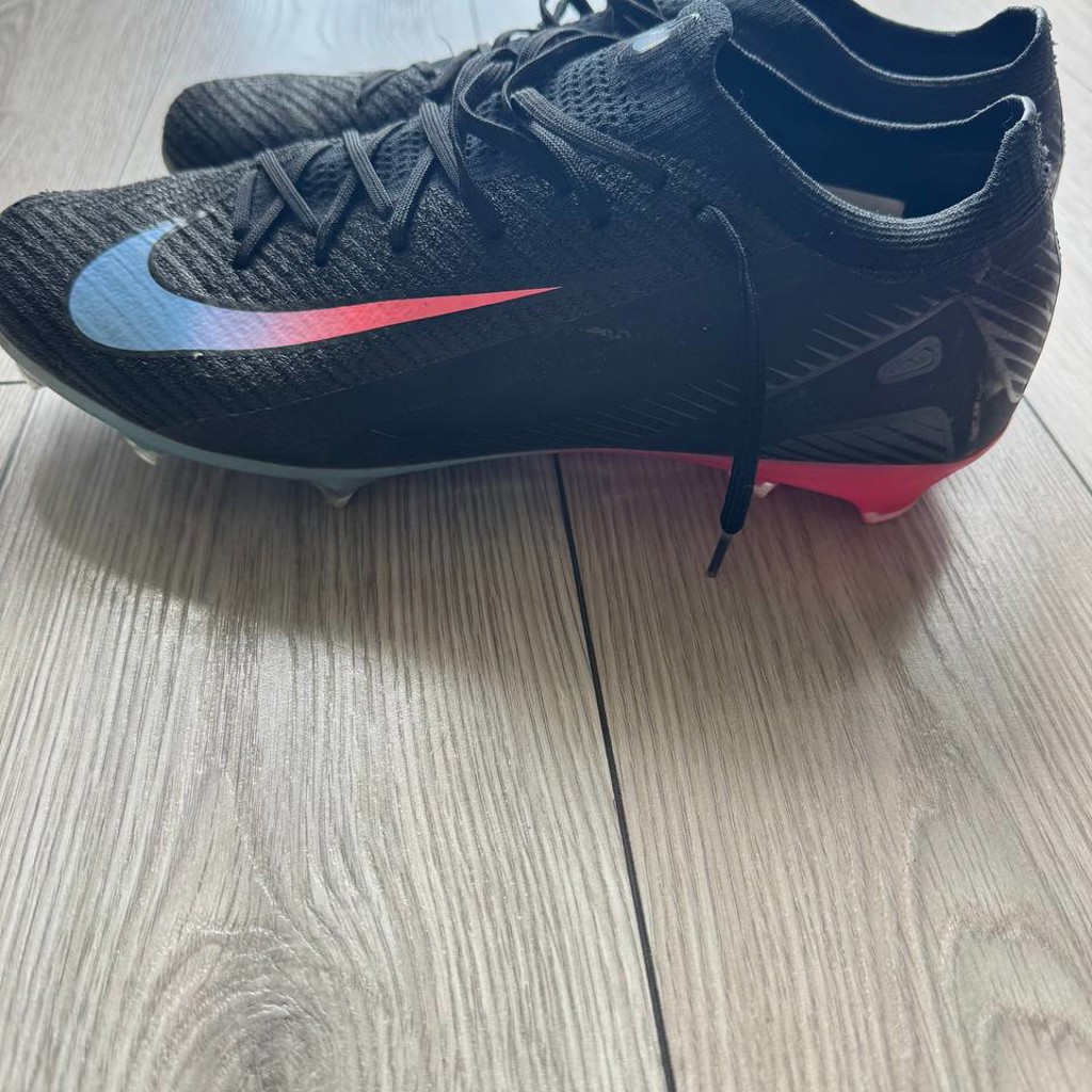 Бутсы Nike Mercurial