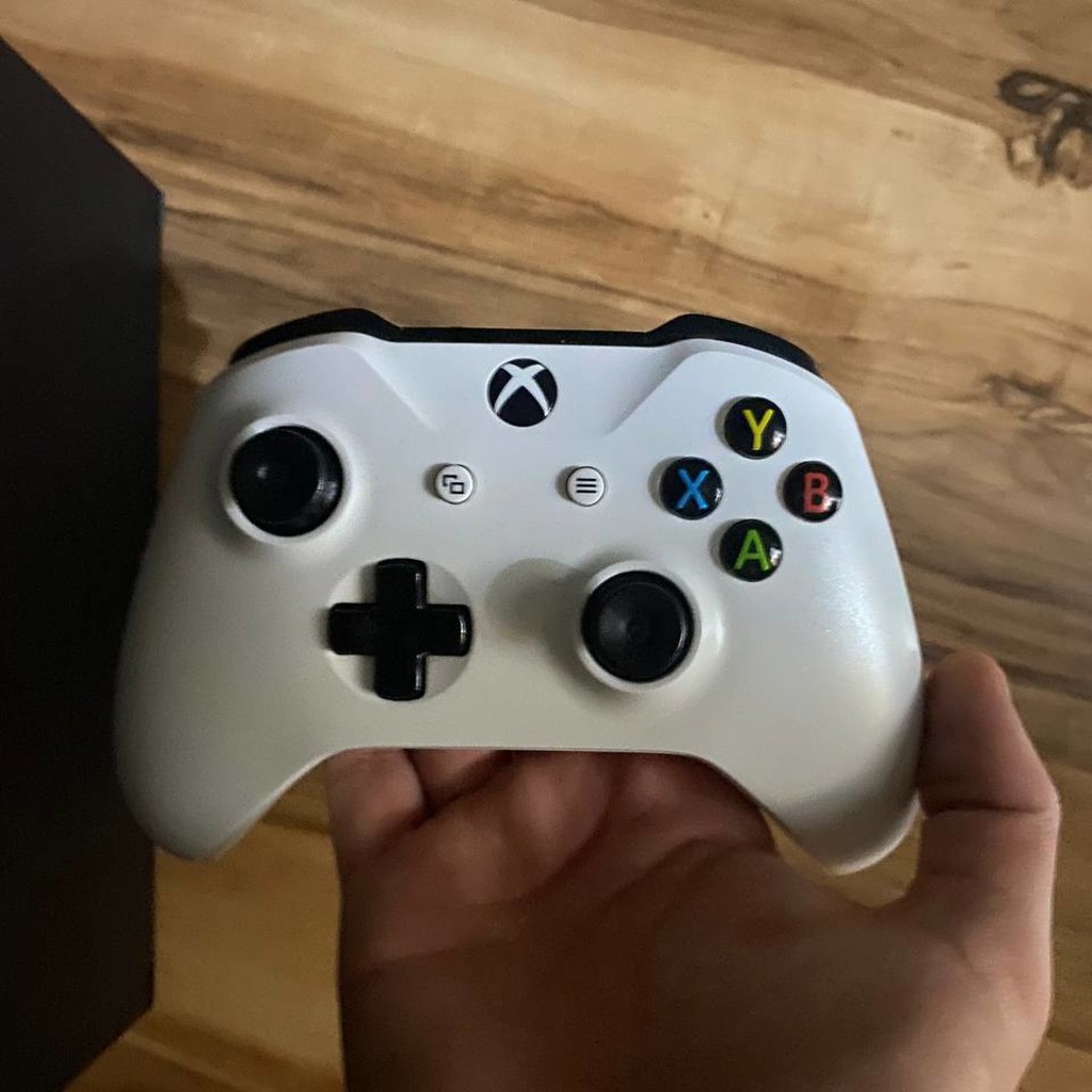 Xbox One S