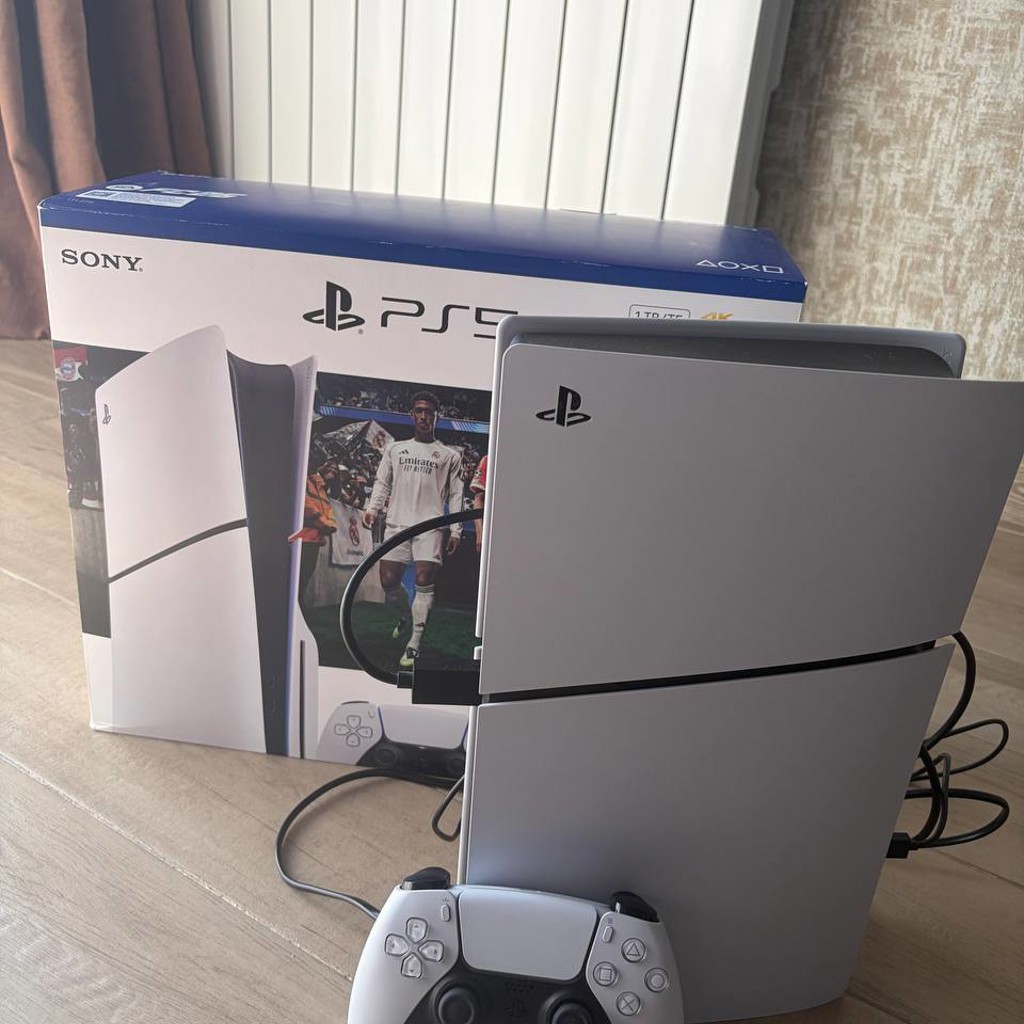 PS5 1TB + FC26