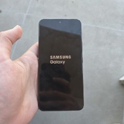 Samsung S22 - фото 2