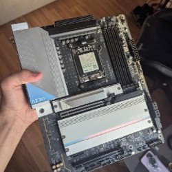Gigabyte B650 AERO G - фото 3