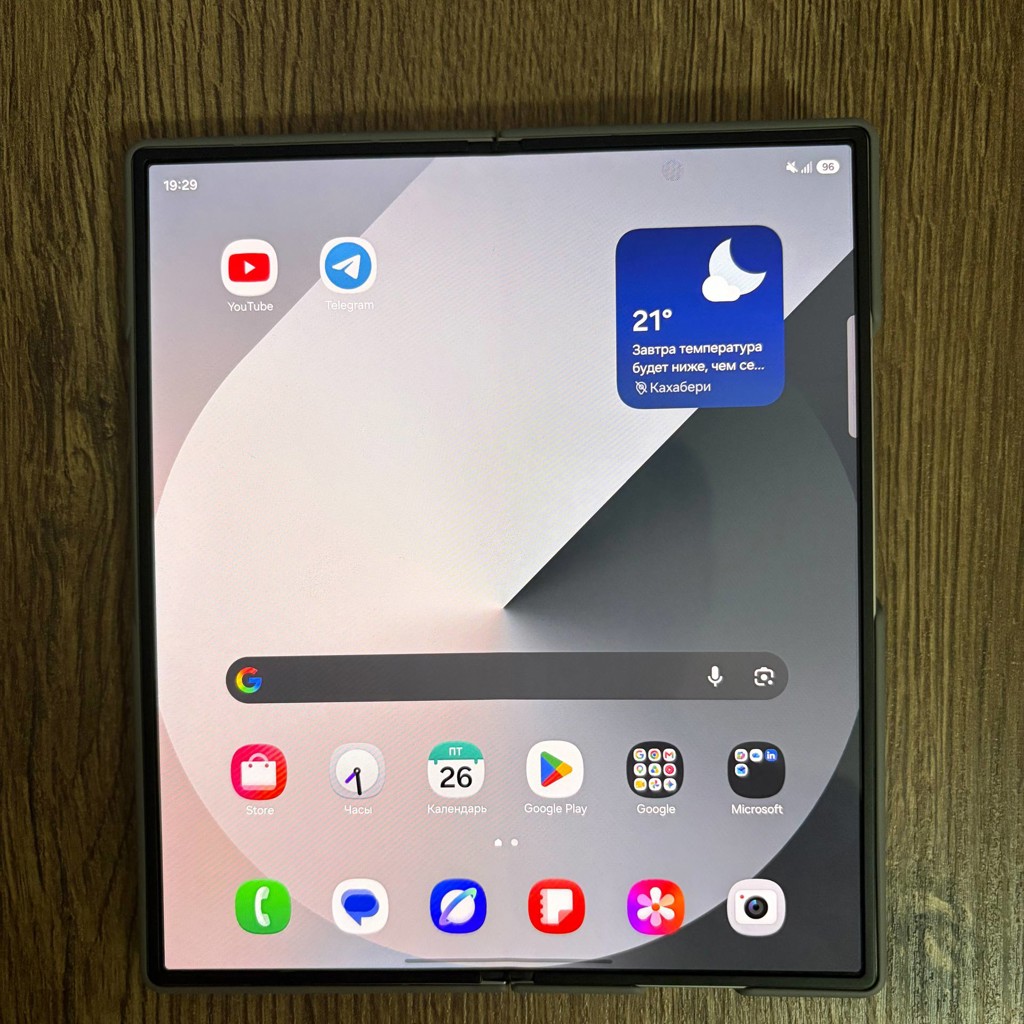 Galaxy Z Fold 6