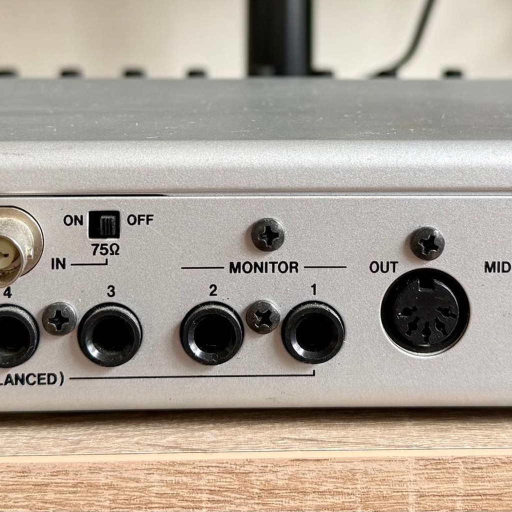 Tascam Series 208i