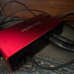 Звуковая карта Focusrite 2i2 - фото 2