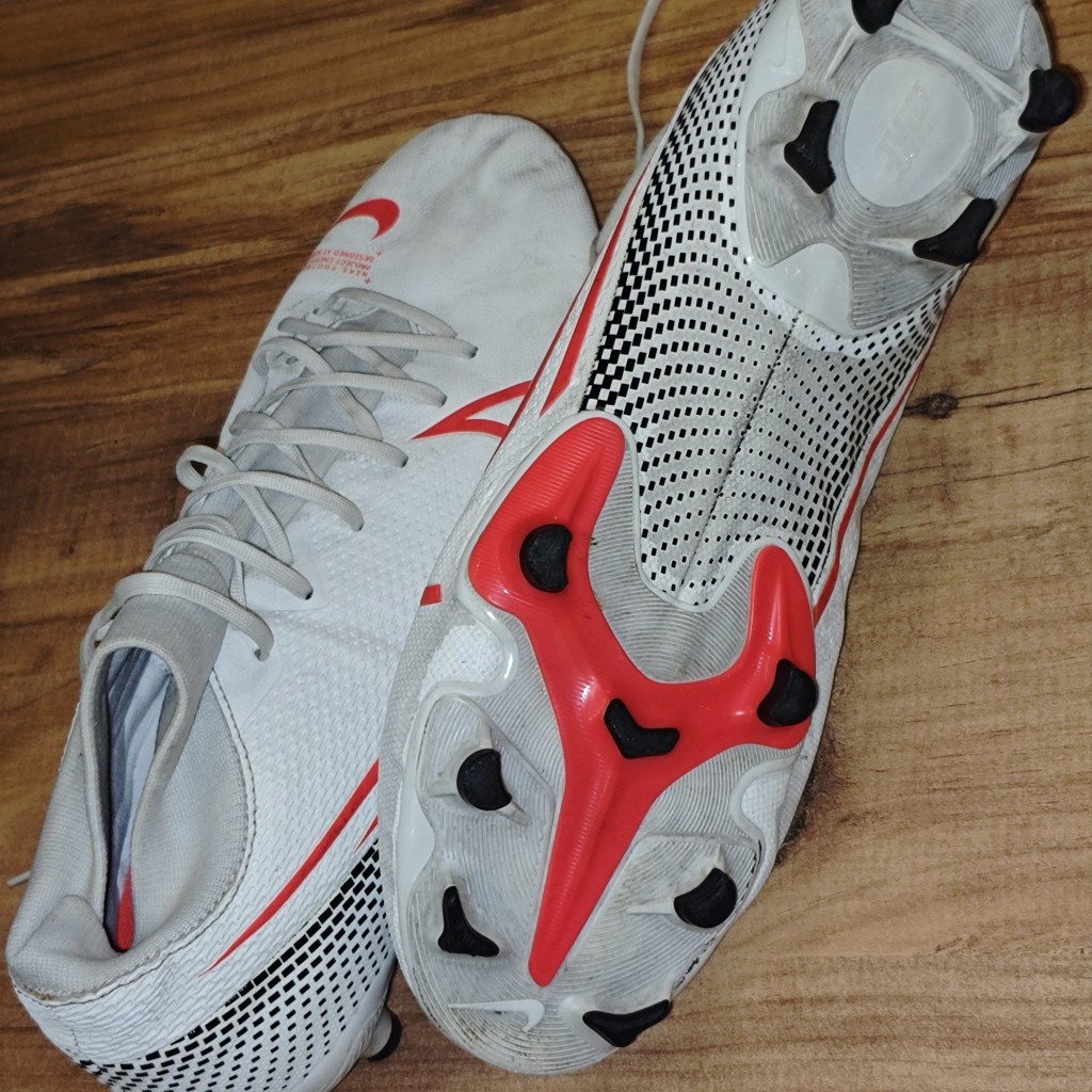 Бутсы Nike Mercurial Superfly 7 Academy MG