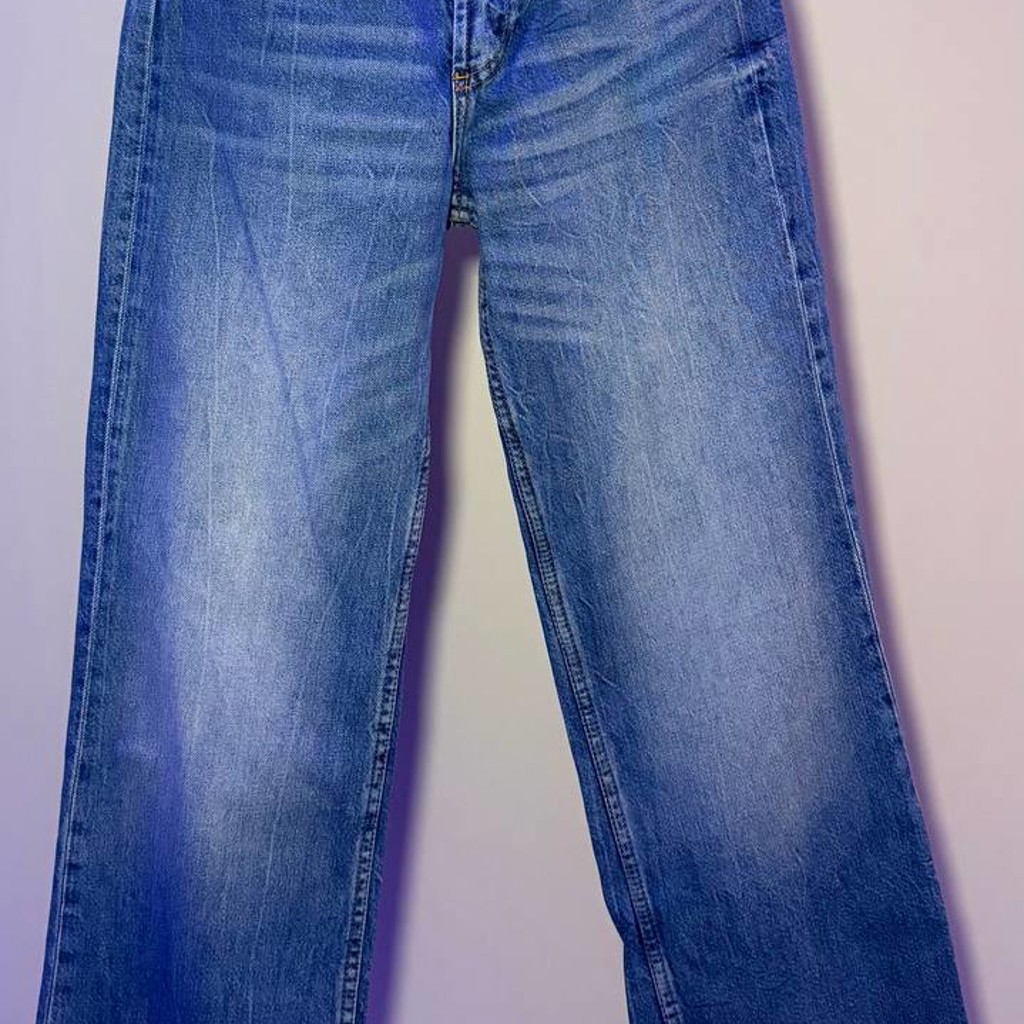 Джинсы-бананы Zara