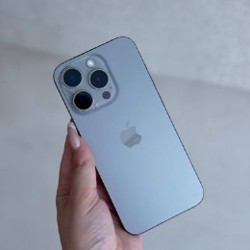 IPhone 15 Pro - фото 2