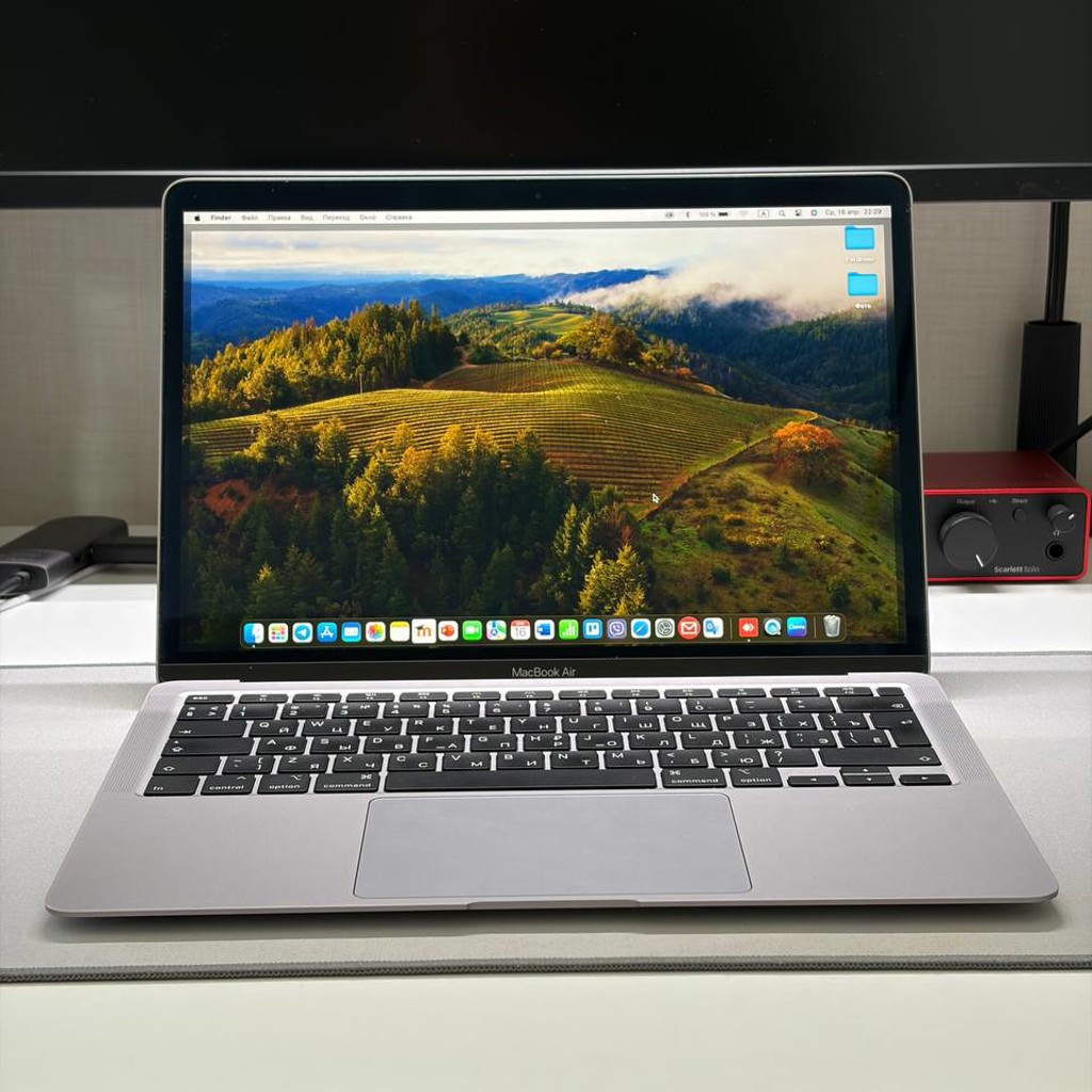 MacBook Air 13” (2020)