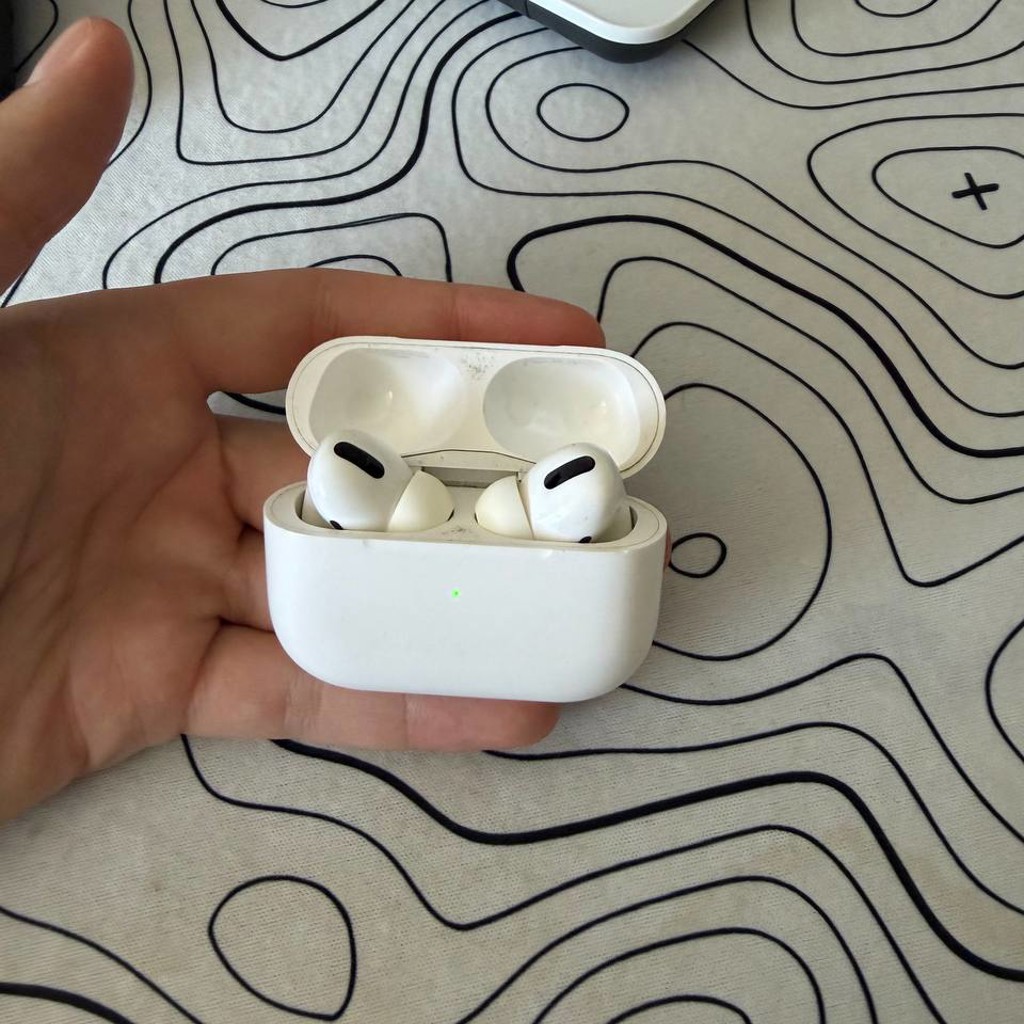 Apple AirPods pro 1