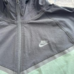 Ветровка Nike Tech Woven Jacket - фото 2