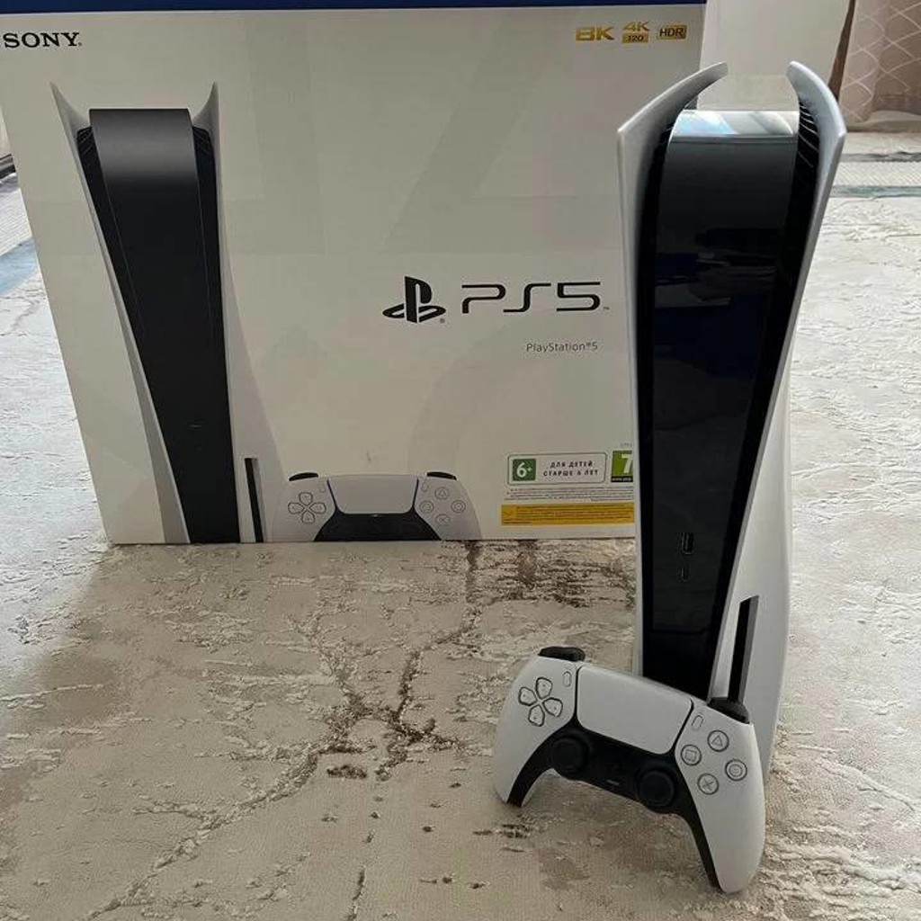PlayStation 5 (PS5)