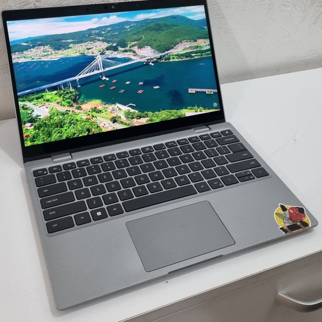 Ноутбук Dell Latitude 3330