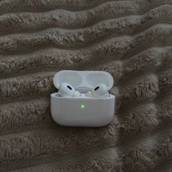 AirPods pro 2 - фото 2
