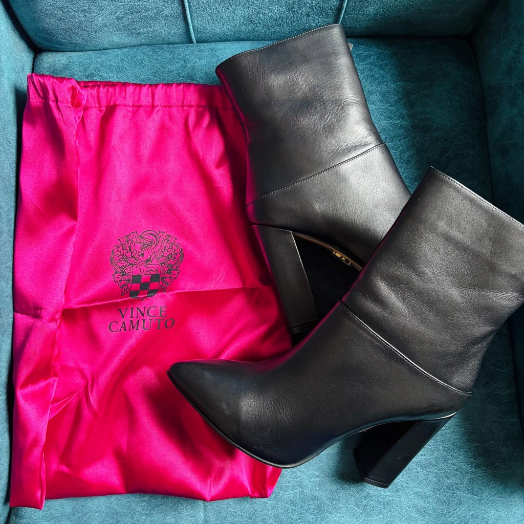 Сапожки Vince Camuto
