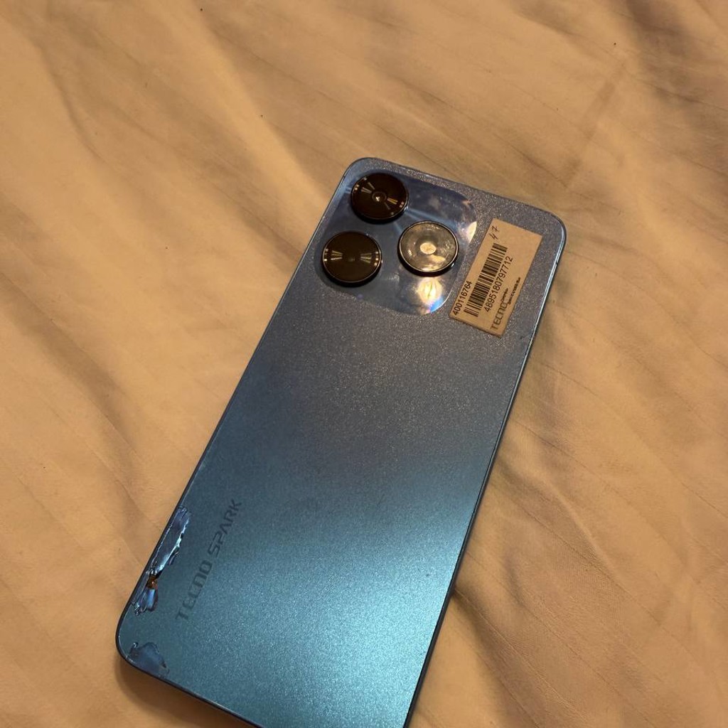 Смартфон Tecno Spark 10