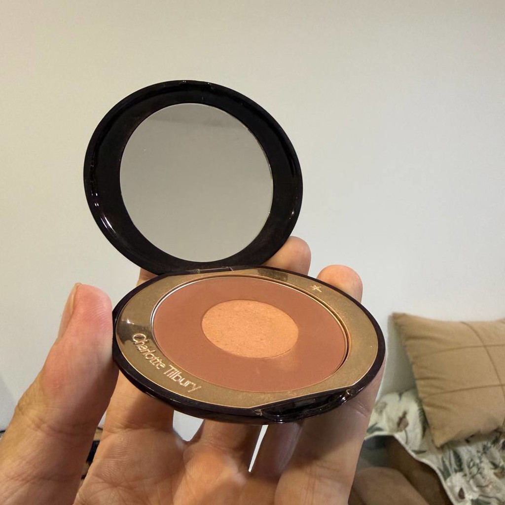 Румяна Charlotte Tilbury