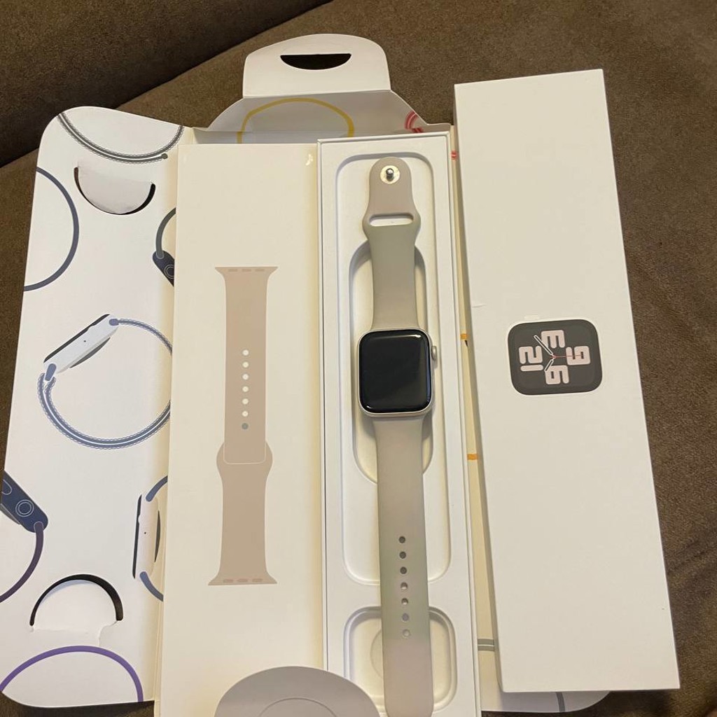 Apple Watch SE (2nd Gen) 44mm