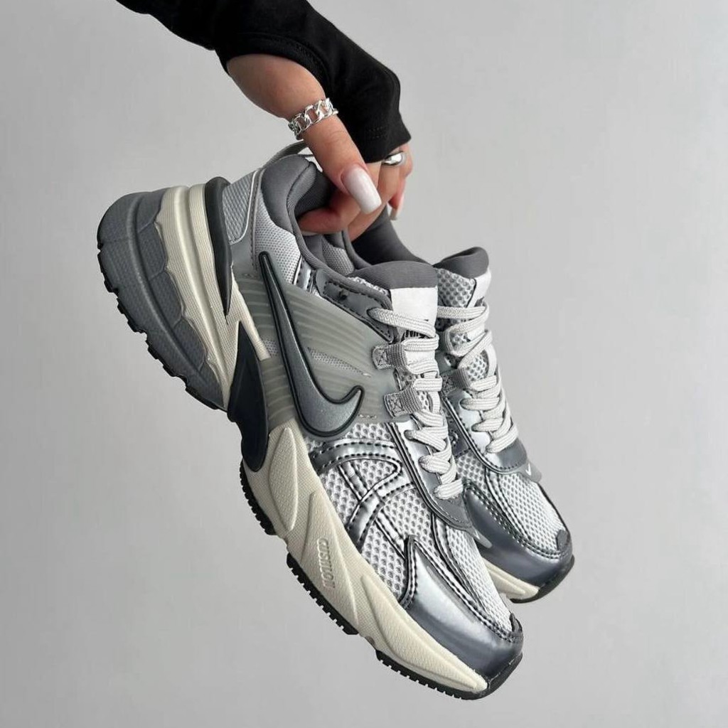 Кроссовки Nike V2K
