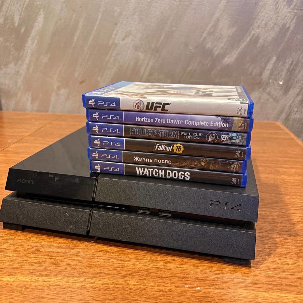 PlayStation 4