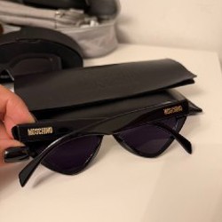 Солнцезащитные очки Moschino - фото 5