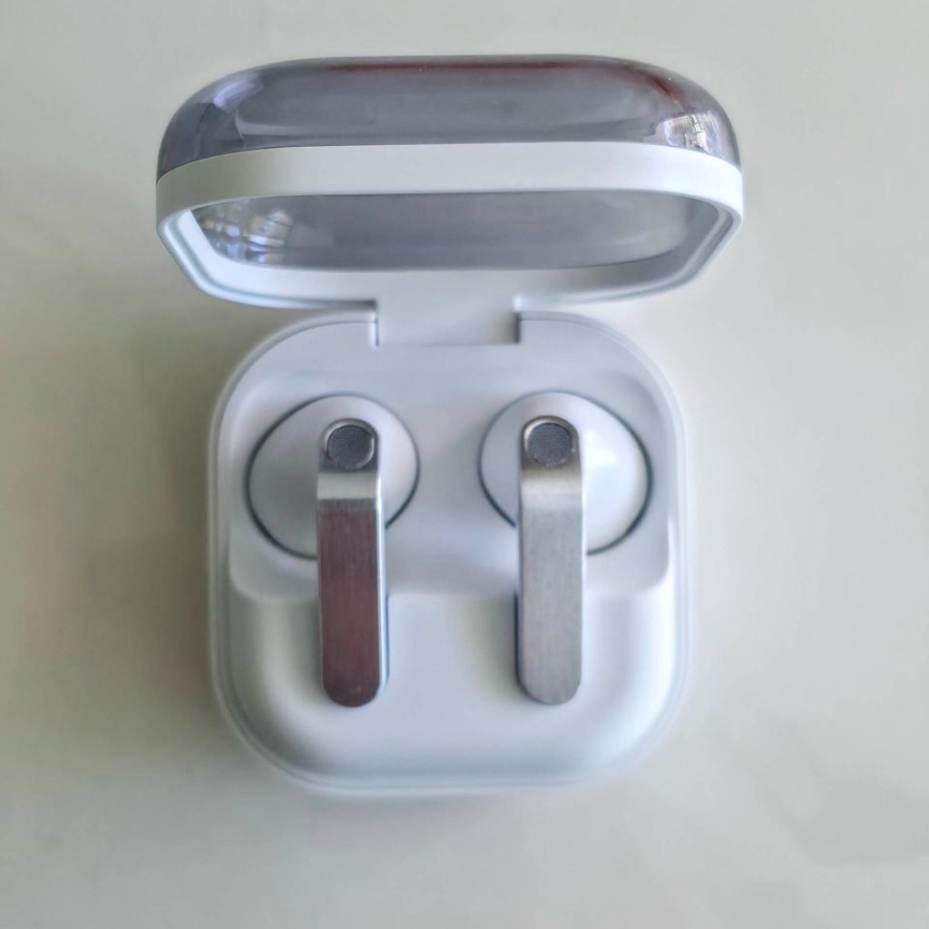 Наушники Samsung Galaxy Buds 4