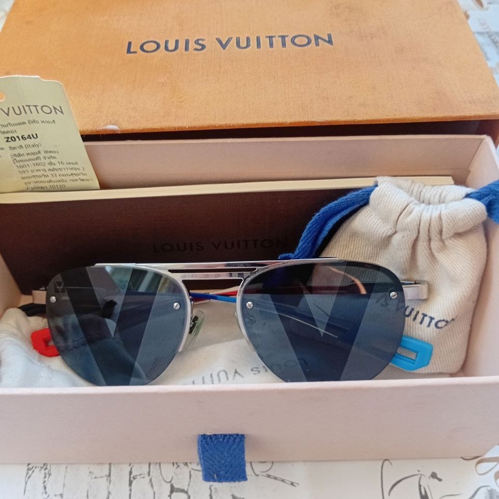 Очки Louis Vuitton