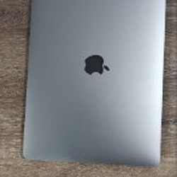MacBook Pro 13 дюймов 2017 - фото 2