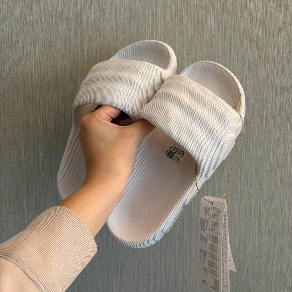 Сланцы Adidas