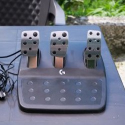Logitech g923 trueforce - фото 2