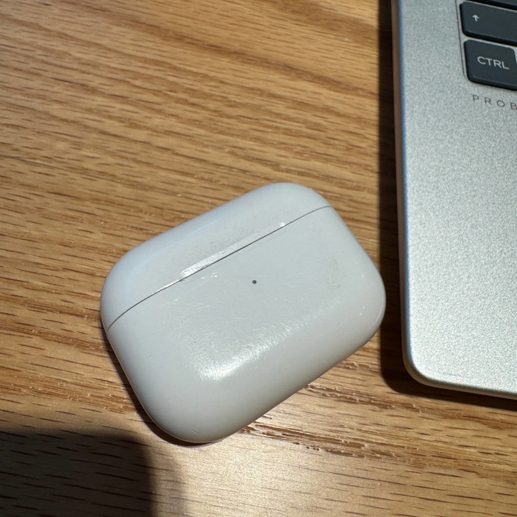 Apple AirPods Pro (1-го поколения)