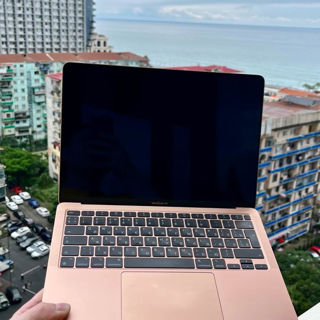 MacBook Air M1